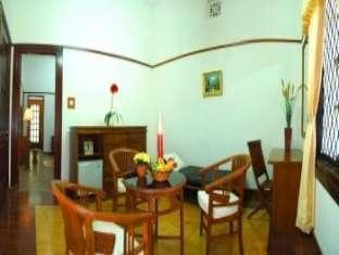 Rumah Ebo Bandung Buitenkant foto